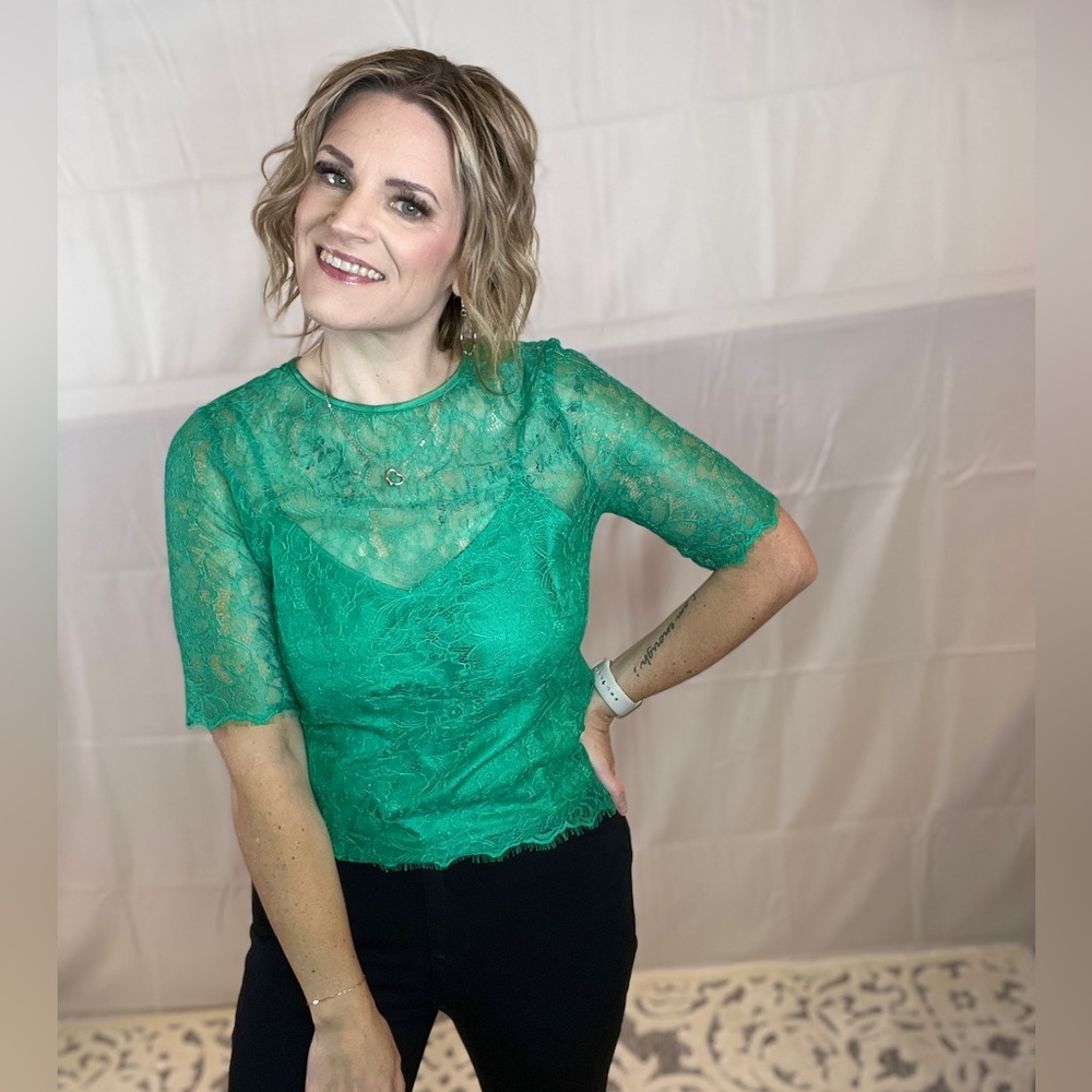 NWT! Green Layered Lacey Top